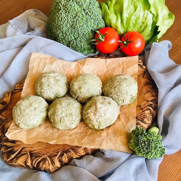 Фрикадельки из индейки со шпинатом